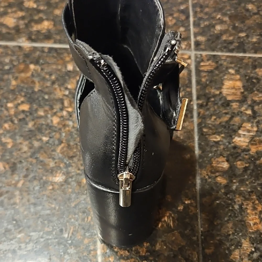 Qupid Black Buckle Ankle Booties - Picture 6 of 9